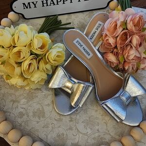 Steve Madden Silver Mules Elegant Footwear